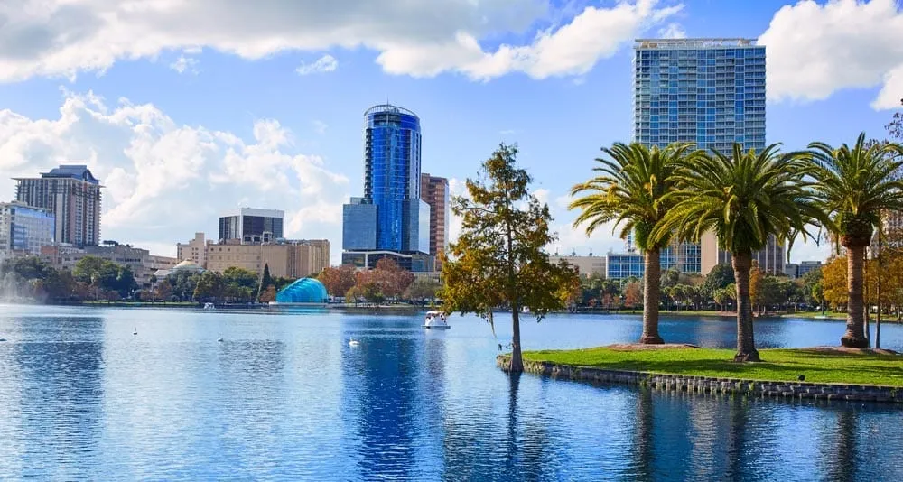 College Park Orlando neighborhood near Edgewater Drive with tree-lined streets